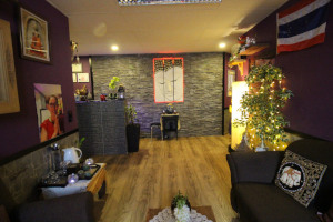 Kawhom-Thaimassagen Stuttgart - Obertürkheim Kawhom-Thaimassagen Stuttgart - Obertürkheim